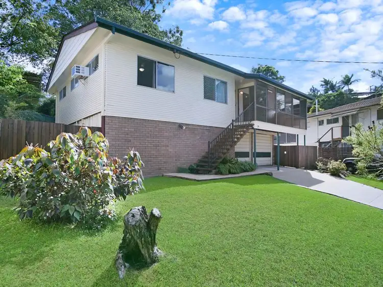 19 Dryandra Court, Everton Hills QLD 4053