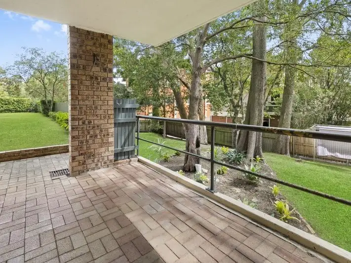 Third view of Homely apartment listing, 2/27-31 Kingsway, Dee Why NSW 2099