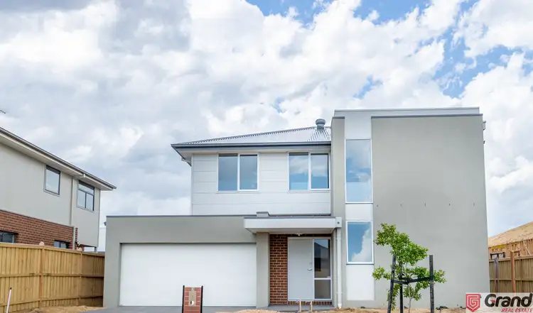 3 Ayrshire Way, Clyde North VIC 3978