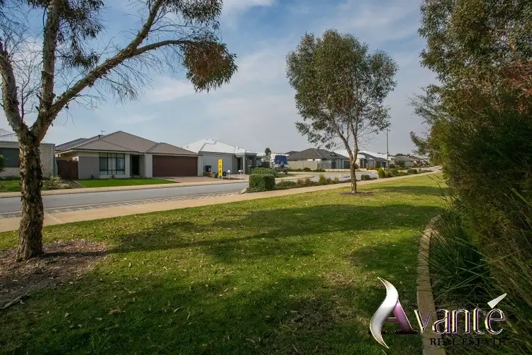 Fifth view of Homely house listing, 87 Litchfield Cir, Wandi WA 6167