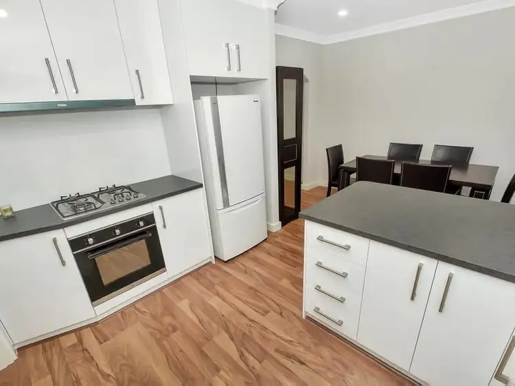 12 Rusham Place, Morley WA 6062