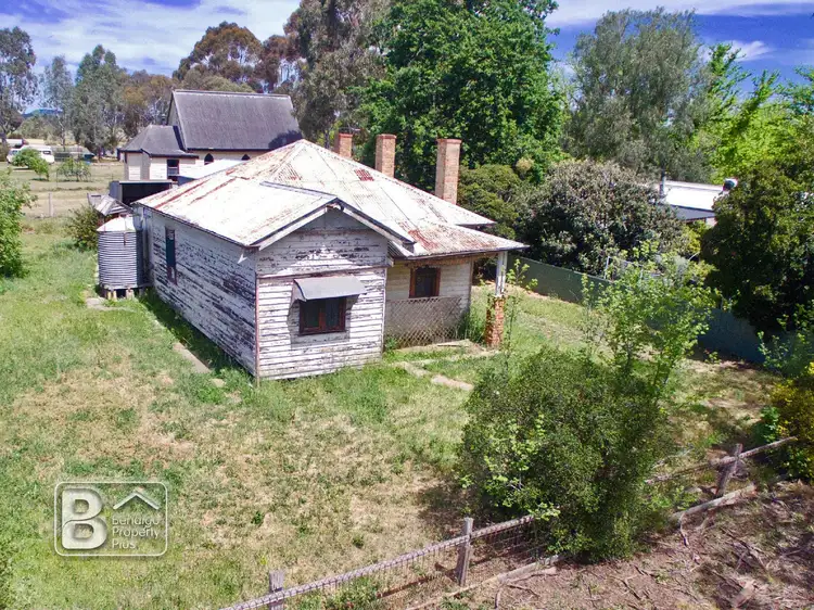 3 Creswick-Newstead Road, Newstead VIC 3462