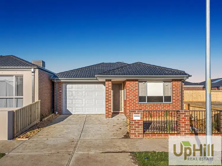 14 MAYWOOD STREET, Pakenham VIC 3810