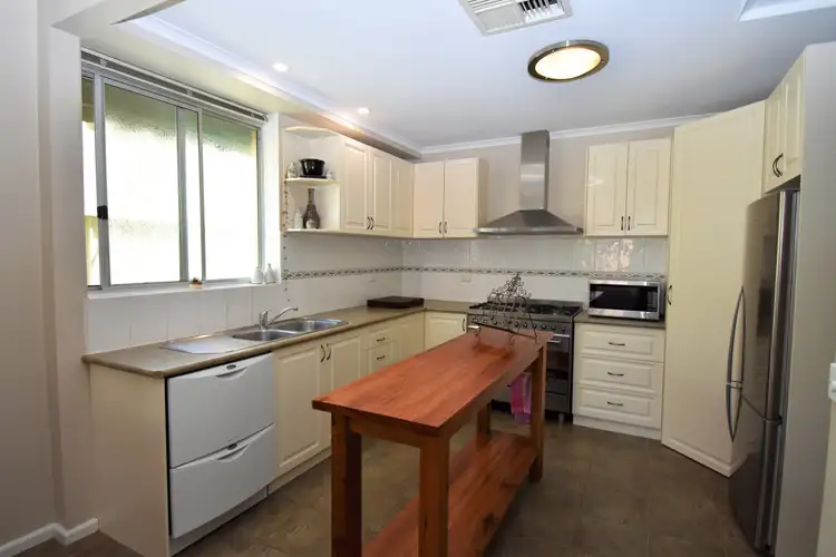 Seventh view of Homely house listing, 2/9 CUSACK STREET, Wangaratta VIC 3677