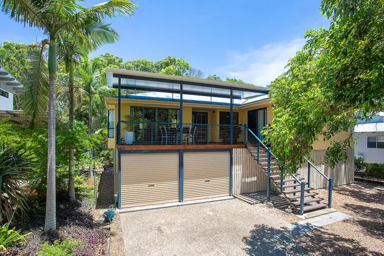 10 Naiad Court, Rainbow Beach QLD 4581