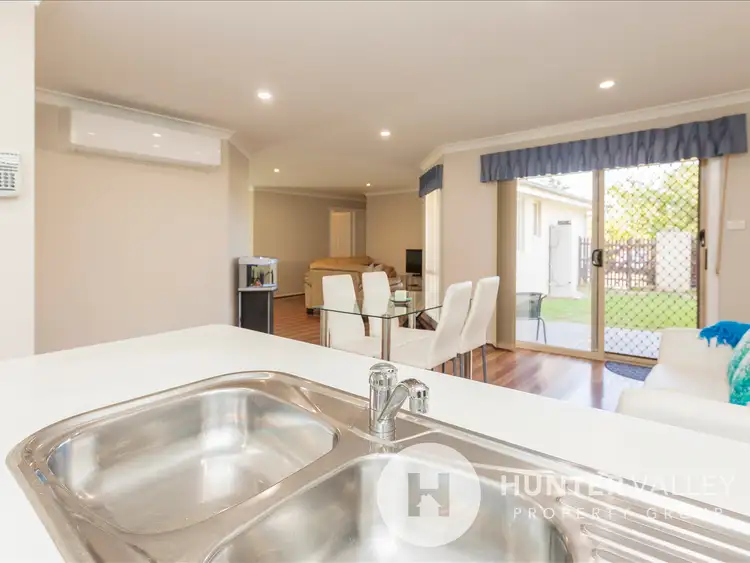 Fifth view of Homely house listing, 1/24 Carnarvon Circuit, East Maitland NSW 2323