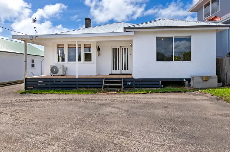 17 Wellington Road