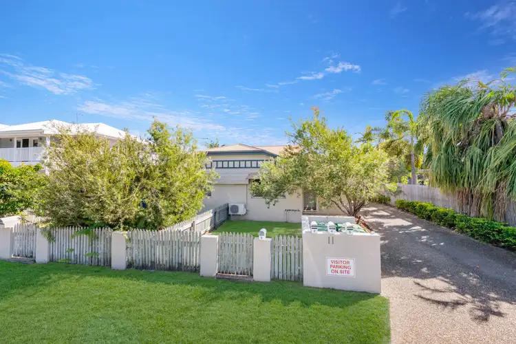 2/11 Camp Street, Mundingburra QLD 4812