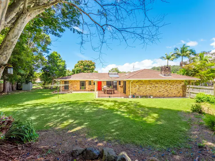 4 Kulgun Court, Ocean Shores NSW 2483