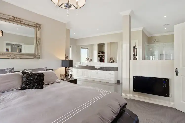 Fifth view of Homely house listing, 34 Amberly Drive, Drouin VIC 3818