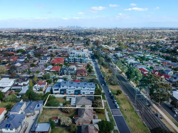 234 Waterloo Road, Oak Park VIC 3046
