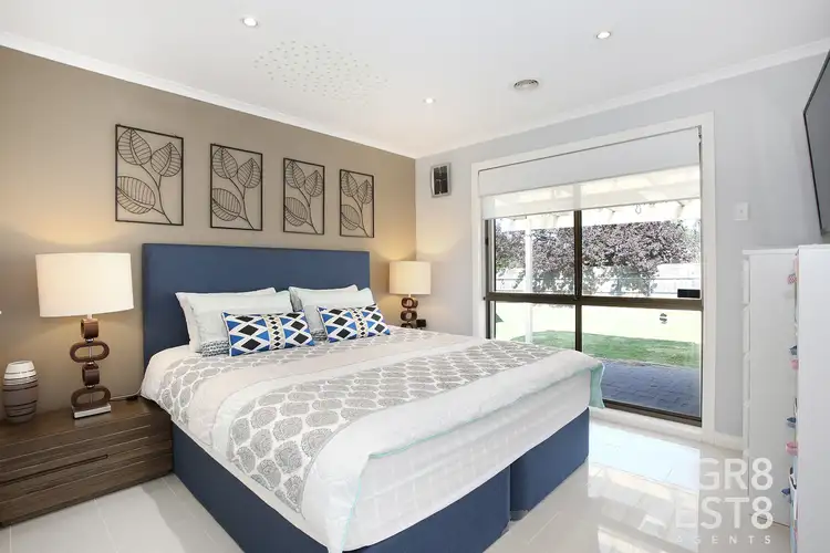 Fifth view of Homely house listing, 5 Luke Court, Hampton Park VIC 3976