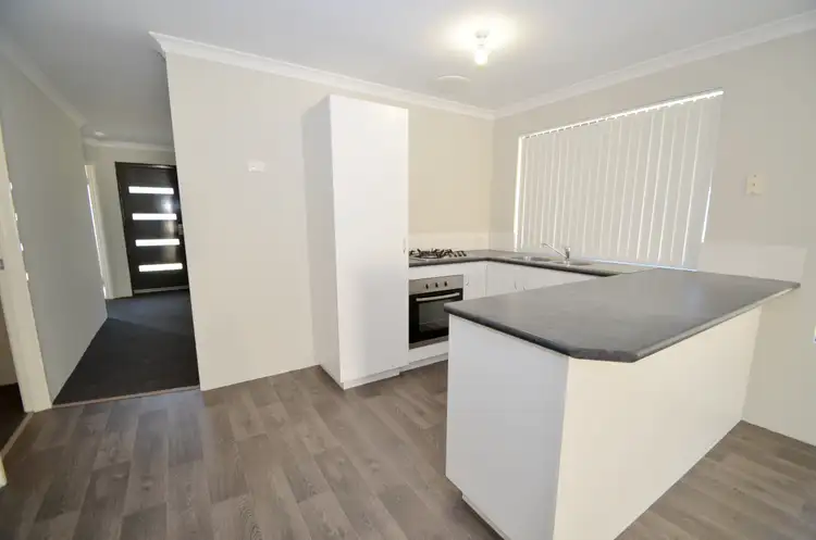 55 Southampton Drive, Piara Waters WA 6112