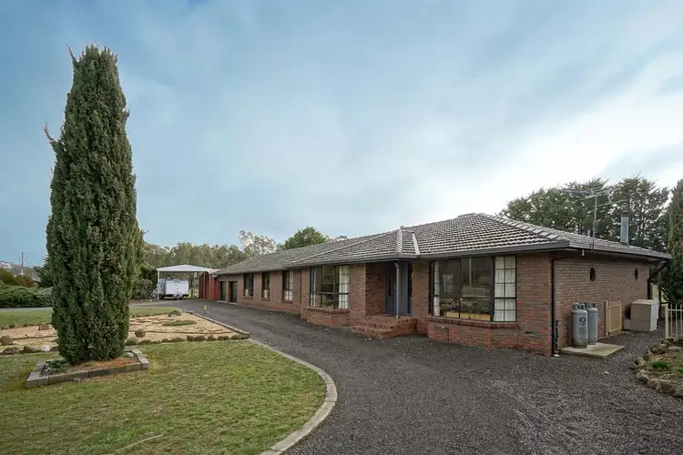 73 Dehnerts Road, Daisy Hill VIC 3465