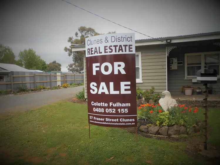 2 Camp Parade, Clunes VIC 3370