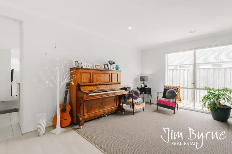 Second view of Homely house listing, 15 ELWOOD AVENUE, Pakenham VIC 3810