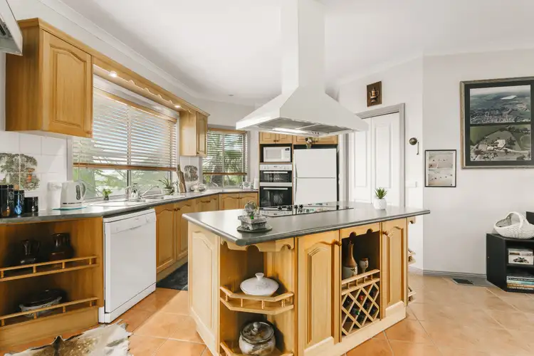 Fifth view of Homely house listing, 3 Oxford Street, Drouin VIC 3818