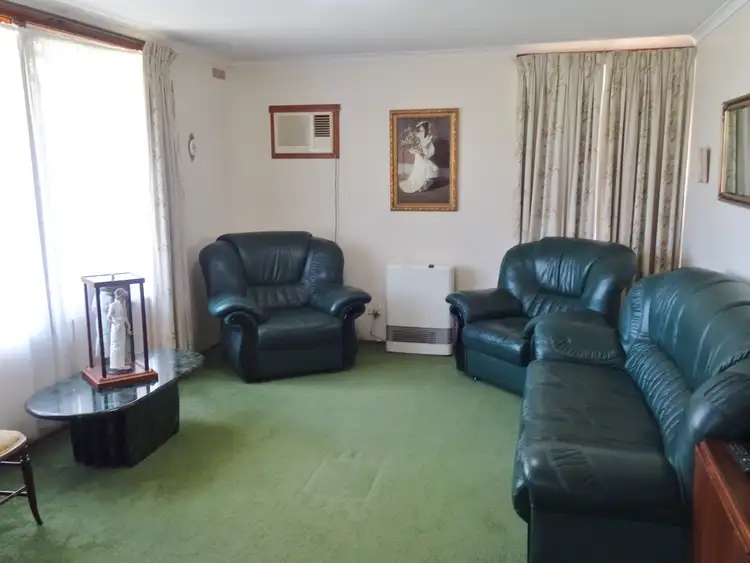 Fifth view of Homely house listing, 4 Elm Street, Wendouree VIC 3355