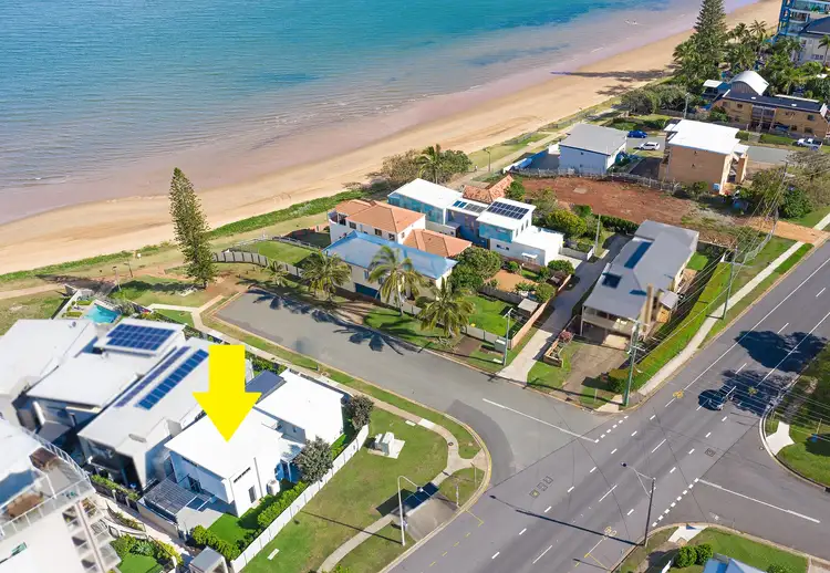 Fourth view of Homely house listing, 2E OSBOURNE STREET, Scarborough QLD 4020