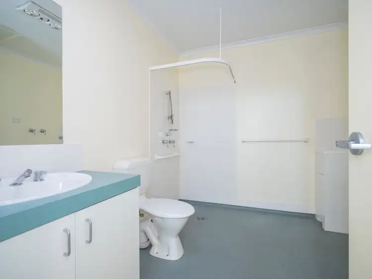 Fourth view of Homely unit listing, 21/7 Severin Court, Thurgoona NSW 2640