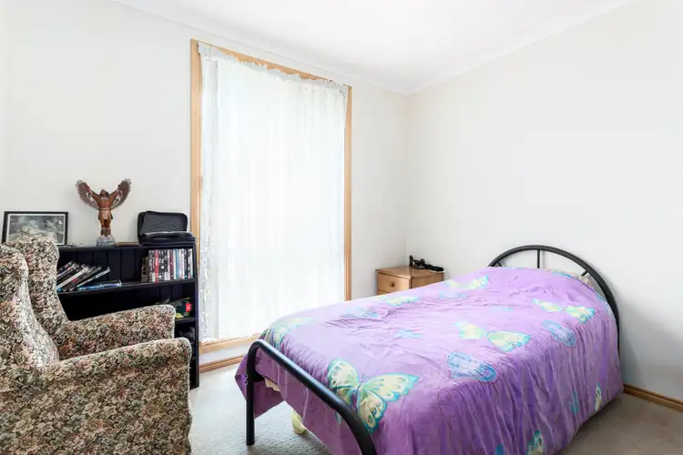 Sixth view of Homely unit listing, 4/3 Gumleaf Place, Drouin VIC 3818