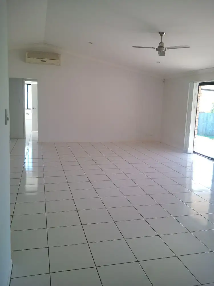 Fourth view of Homely house listing, 8 Lorikeet Way, Crestmead QLD 4132