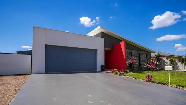 Main view of Homely house listing, 8 Wing Crescent, Mulwala NSW 2647