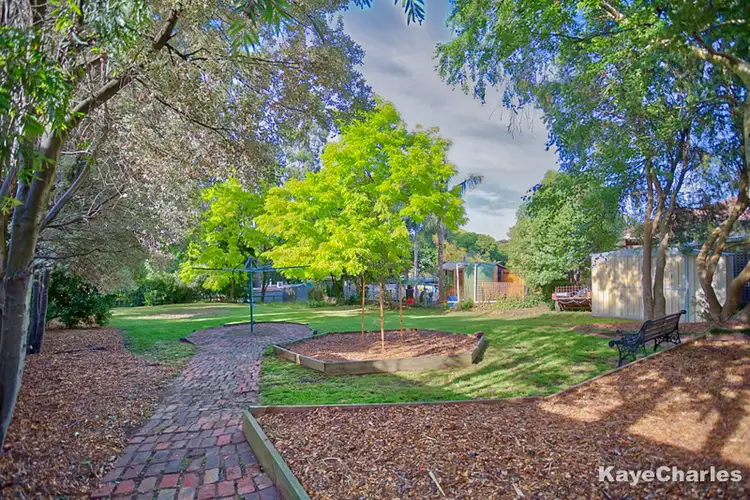 3 Grant Court, Beaconsfield Upper VIC 3808