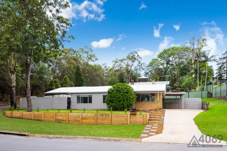 19 Edinglassie Street, Seventeen Mile Rocks QLD 4073