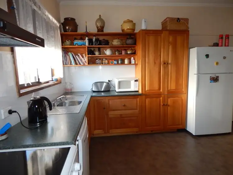 Fifth view of Homely house listing, 7 Cullen Street, Kerang VIC 3579