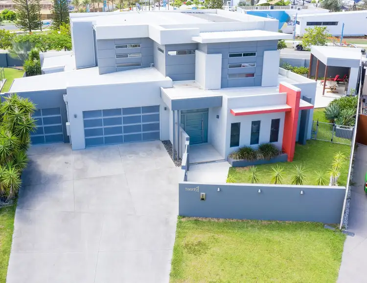 Second view of Homely house listing, 21 FREYA COURT, Newport QLD 4020