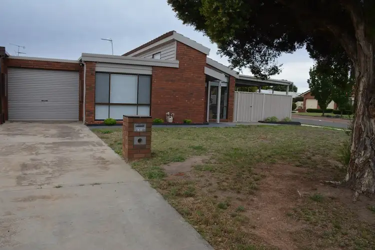 Main view of Homely unit listing, 2/1 Scott Court, Yarrawonga VIC 3730