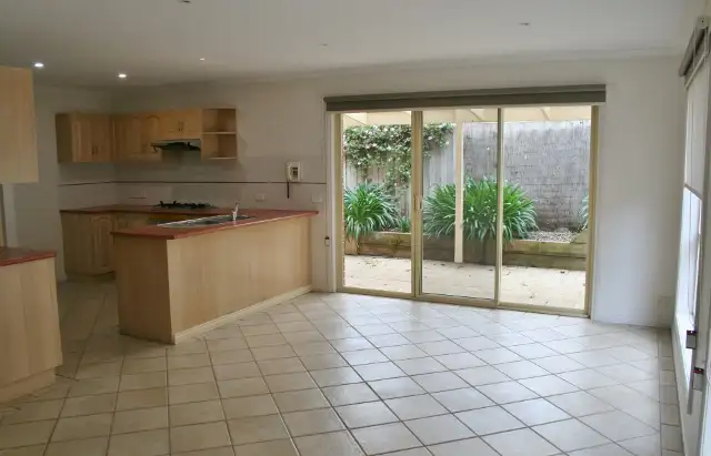 Sixth view of Homely townhouse listing, 24 Mortlake Road, Warrnambool VIC 3280