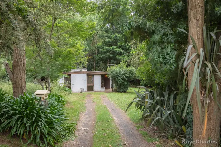 1 Crichton Road, Emerald VIC 3782