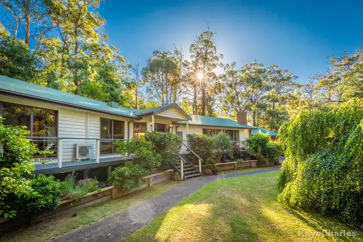 4 Bellbird Crescent, Emerald VIC 3782