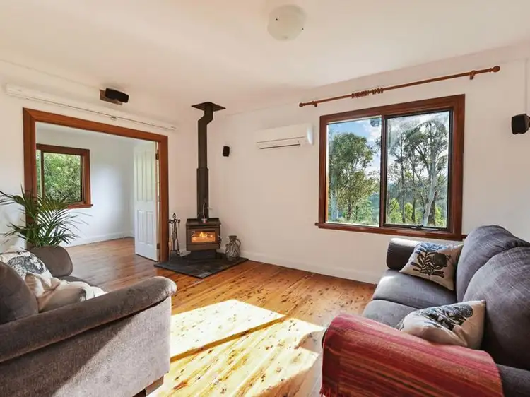 Second view of Homely rural property listing, 50 Carinya Close, Kanimbla NSW 2790