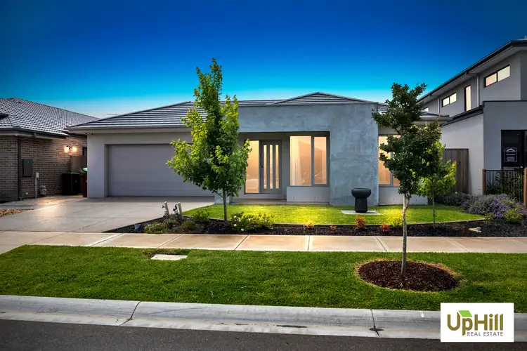 24 MURPHY STREET, Clyde North VIC 3978