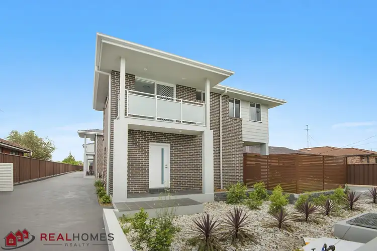 2/90 Brisbane Street, Oxley Park NSW 2760