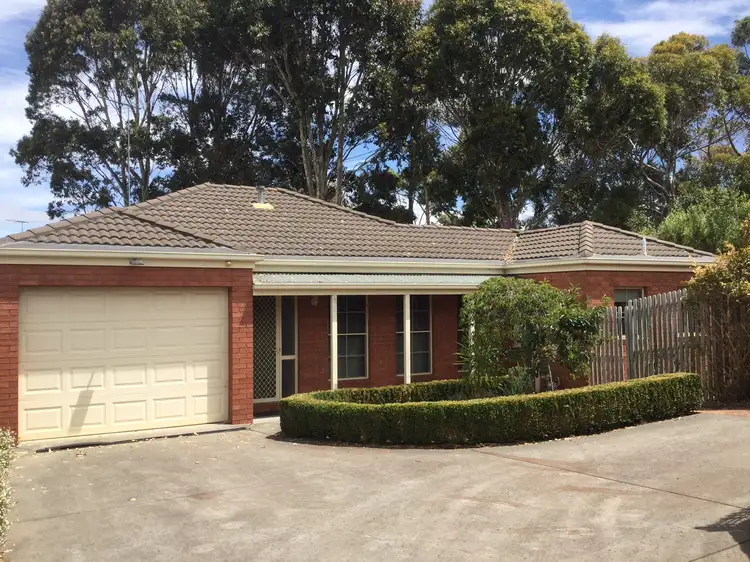 2/17 Molesworth Drive