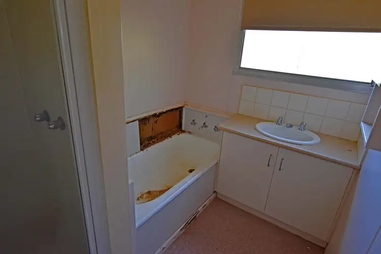 Fifth view of Homely house listing, 18 Lynton Crescent, Kyabram VIC 3620
