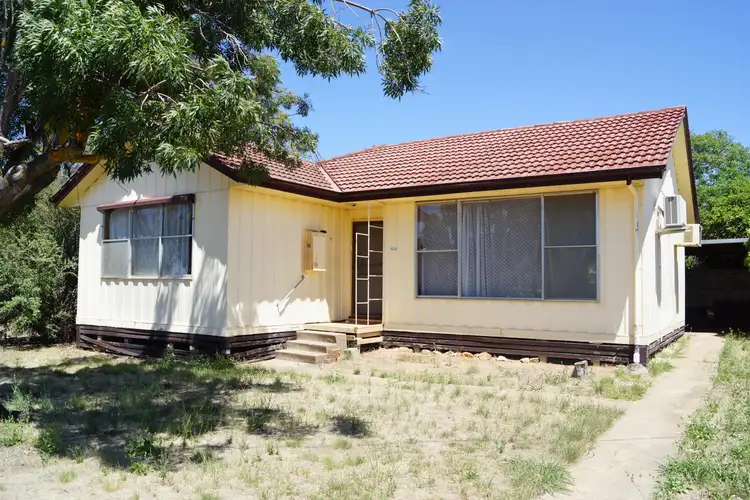 16 Watts Street, Horsham VIC 3400