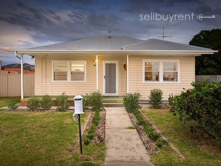 Main view of Homely house listing, 94 TARAKAN STREET, Wodonga VIC 3690