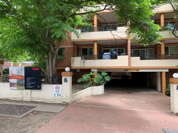 6/6-8 Gladstone Street