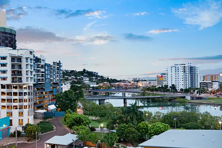 32/51-69 Stanley Street, Townsville City QLD 4810