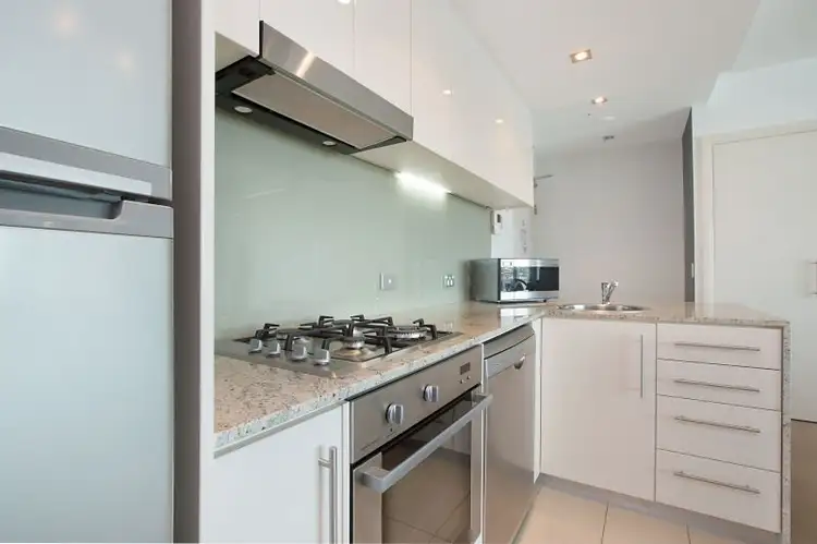Fourth view of Homely unit listing, 102/185 Redcliffe Parade, Redcliffe QLD 4020