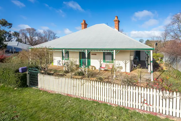 1B Dunsford Street, Lancefield VIC 3435