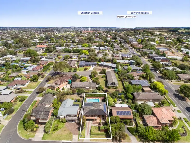 6 Cedmar Avenue, Highton VIC 3216