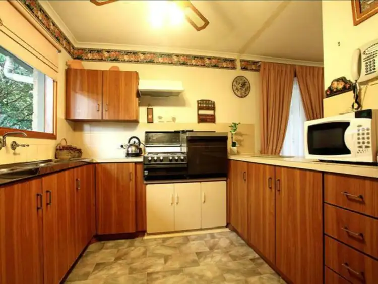 Sixth view of Homely house listing, 2 MILLIGAN DRIVE, Para Vista SA 5093