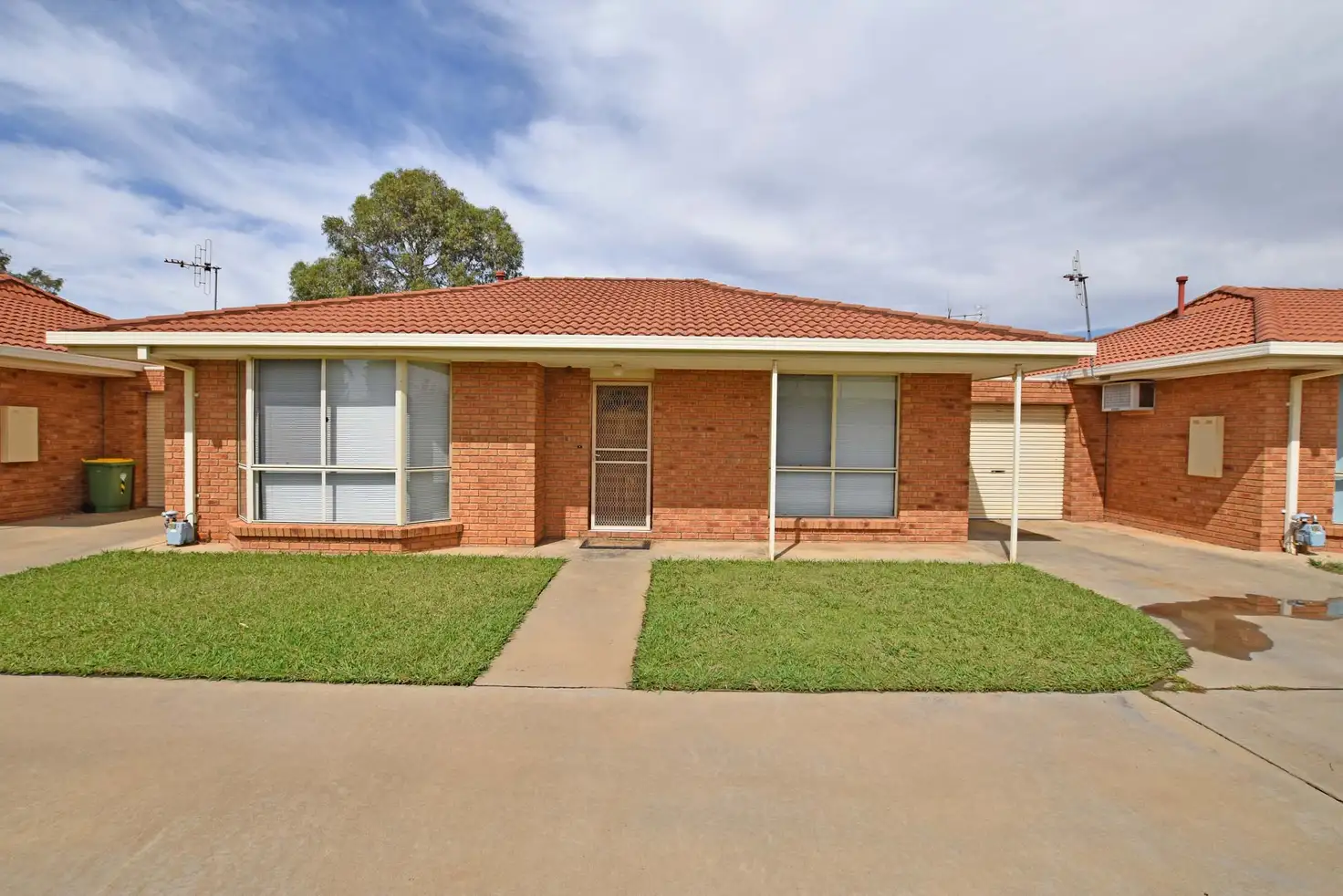 Main view of Homely unit listing, 2/10 Munro Crescent, Kyabram VIC 3620