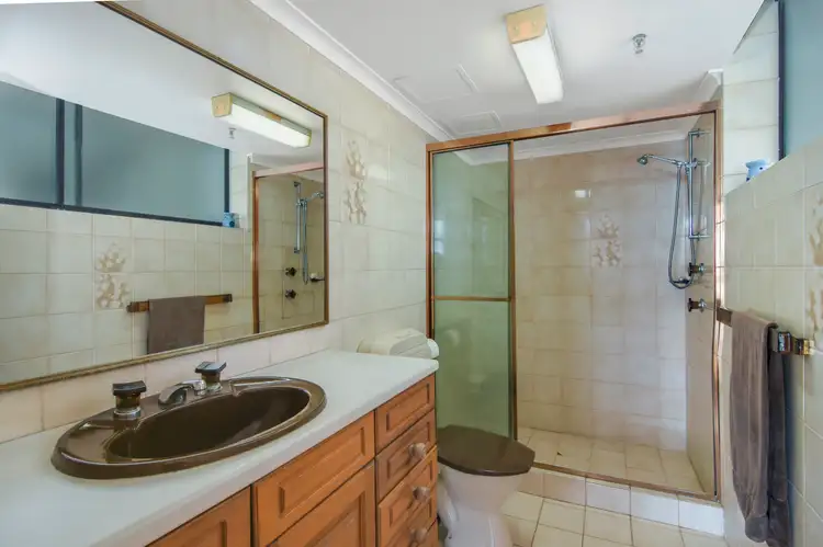 Sixth view of Homely unit listing, 2D/1 ALBERT AVENUE, Broadbeach QLD 4218
